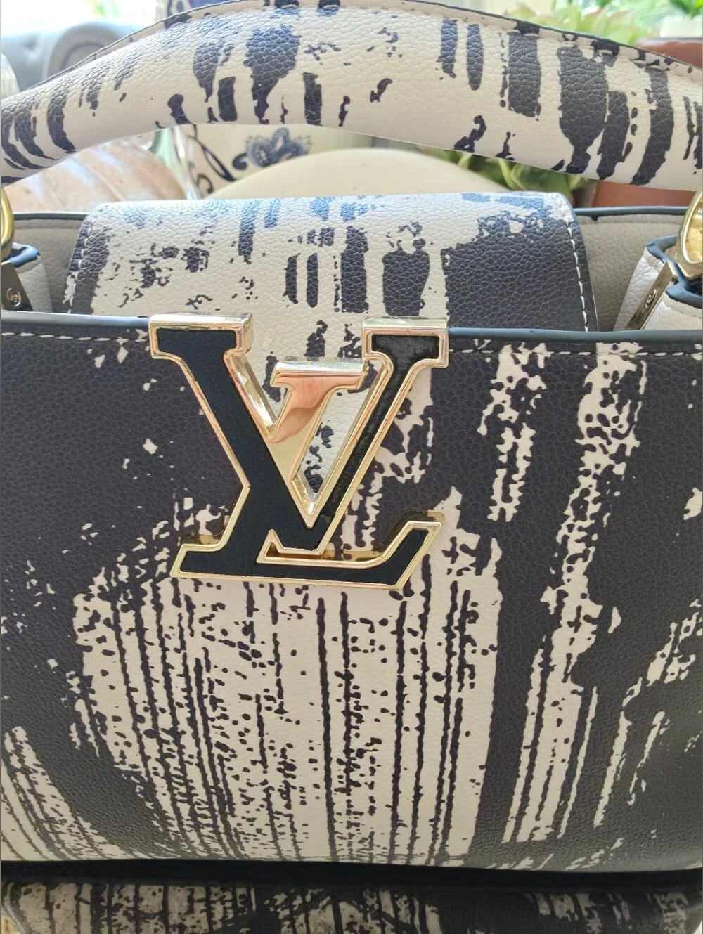 Lo uis Vuitton Black and White Drip-Print Mini Top-Handle Bag